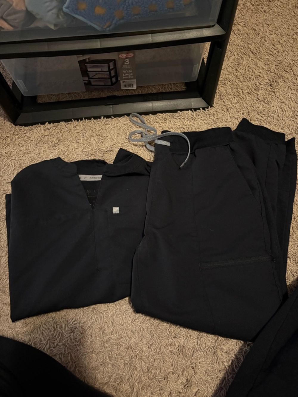 Fabletics Black Scrub Set - Drawstring Waist Joggers